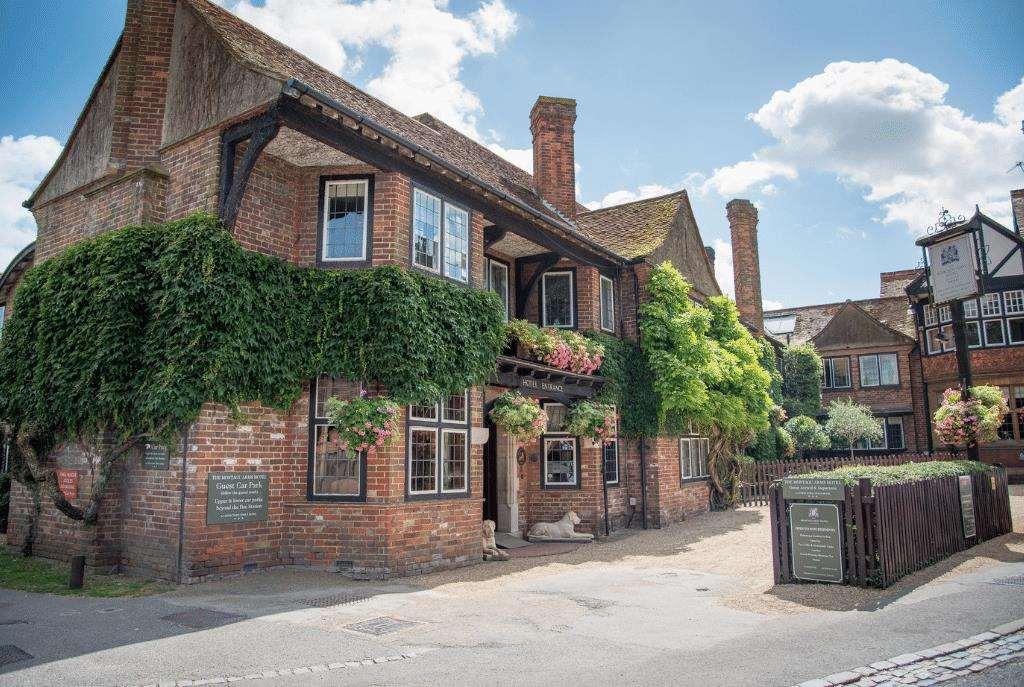 Hotel The Montagu Arms Beaulieu Exterior foto